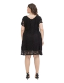 Elegant Plus-Size Dress for Chubby Sisters with Round Neck Slimming Style